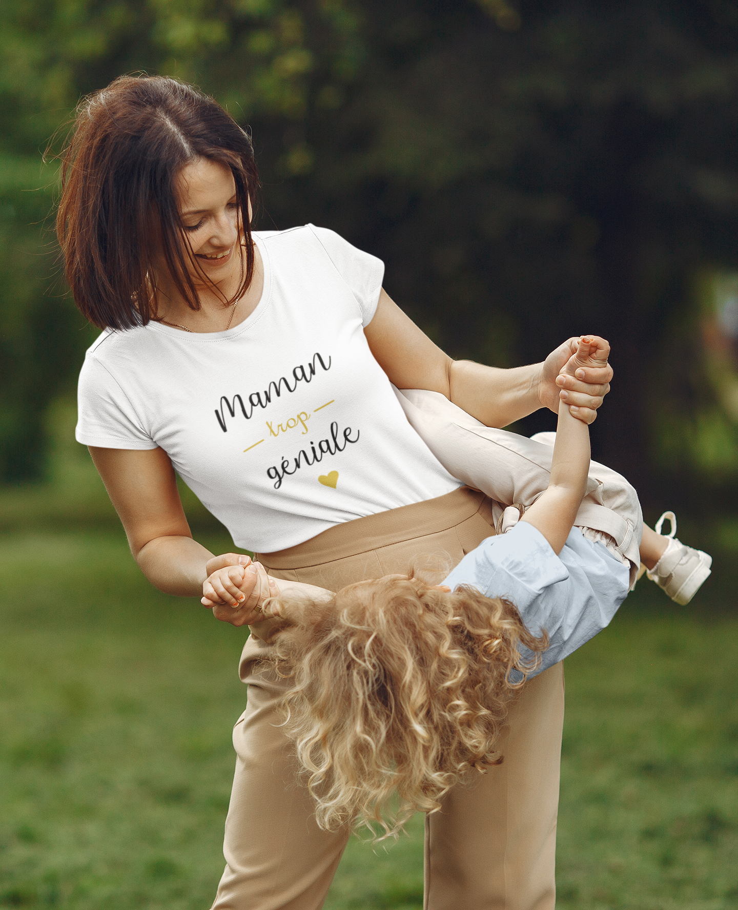 https://cotebonheur.fr/cdn/shop/products/t-shirt-mockup-of-a-mother-playing-with-her-daughter-41249-r-el2_1024x1024@2x.png?v=1650904379
